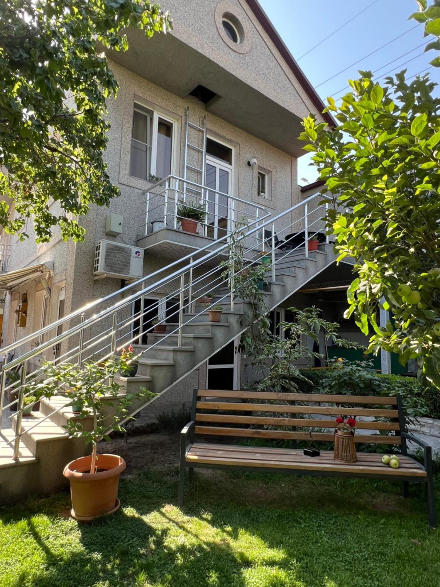Yerevan Modern Holiday Apartment Экстерьер фото